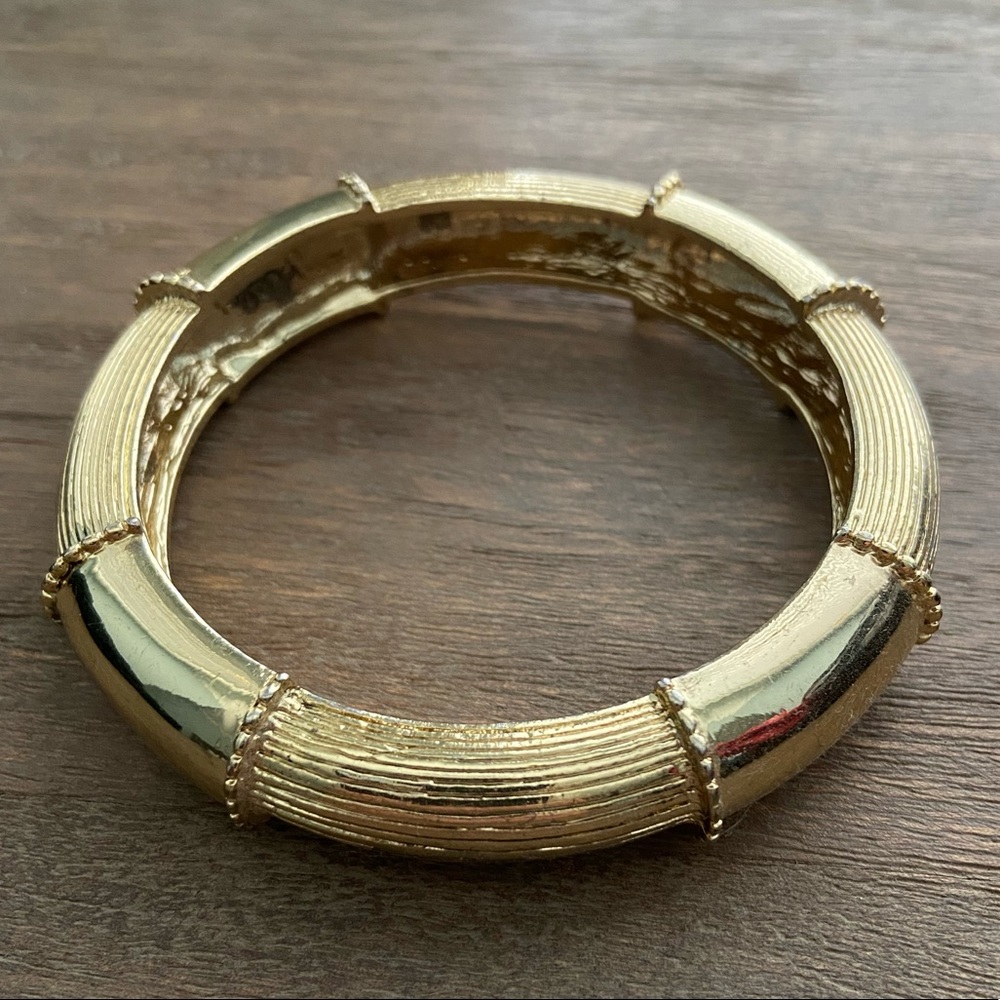 Lilly Pulitzer Gold Bangle ✨